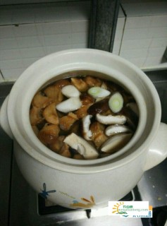 鲜猴头菇怎么做汤？猴头菇炖汤,第2图