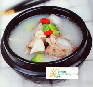 猴头菇汤的家常做法：棒骨猴头菇汤,第1图