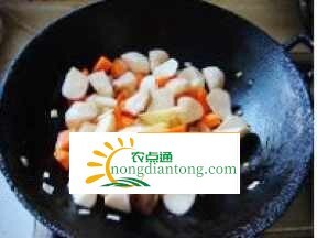 清炒杏鲍菇家常做法 营养丰富润肠胃,第1图