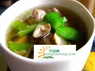 清热解毒的草菇丝瓜汤的做法,第2图