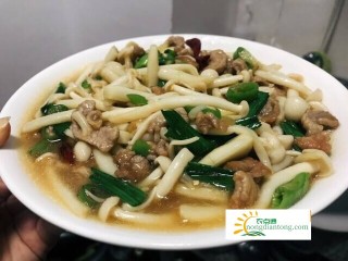 白玉菇炒肉怎么做窍门就是注意以下几点,第3图