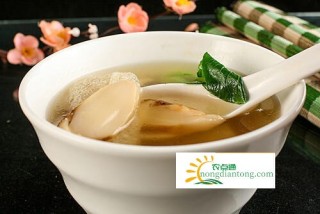 松茸竹荪汤的做法,第1图