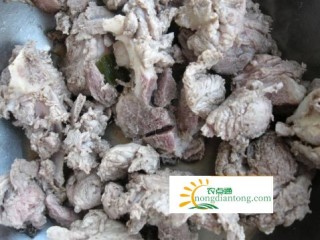 排骨榛蘑炖粉条 鲜甜软糯护神经,第1图