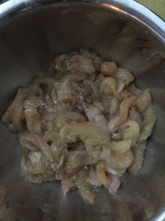  香菇鸡粥 第1步