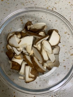  香菇小白菜 第2步