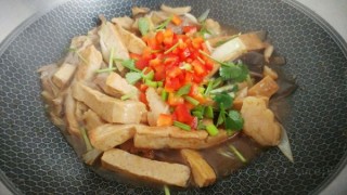  蚝汁菇肉烩豆腐 第8步