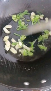  《肉沫香菇》 第5步