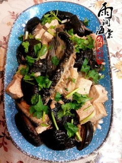  香菇豆腐炖鱼块 第8步