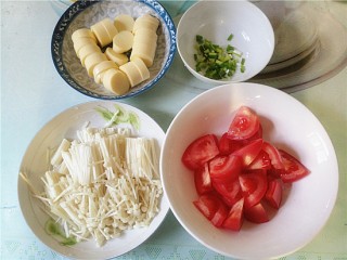 番茄金针菇烩玉子豆腐 第2步