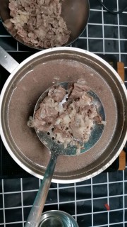  金针菇咖喱肥牛饭 第3步