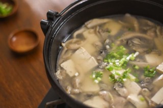  牡蛎豆腐蘑菇汤|二叔食集 第9步