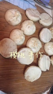  香菇玉米粒肉包子 第9步