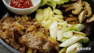  韩式香菇煎肥牛 第6步