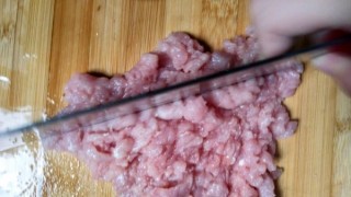  香菇肉丸青菜汤 第2步