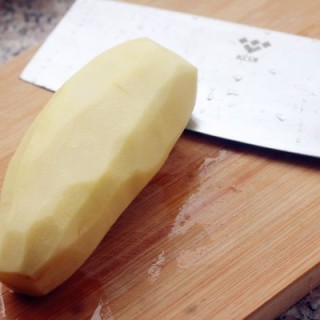  香菇土豆炖鸡块 第2步