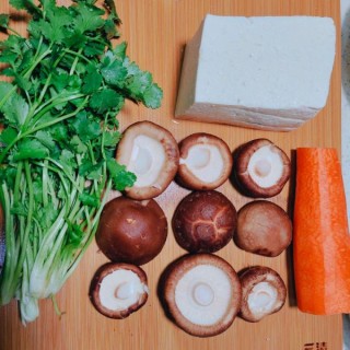  香菇豆腐羹，豆腐汤 第1步