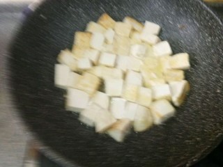 红烧香菇卤水豆腐 第5步