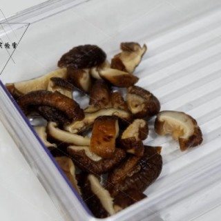  香菇糙米饭 第2步