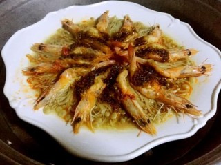  蒜蓉海虾蒸金针菇 第14步