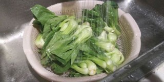  青菜怎么洗?【青菜香菇素食【❤️】蜜桃爱营养师私厨 第1步