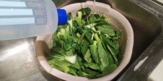  青菜怎么洗?【青菜香菇素食【❤️】蜜桃爱营养师私厨 第3步