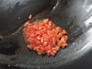  茄汁金针菇汤 第7步