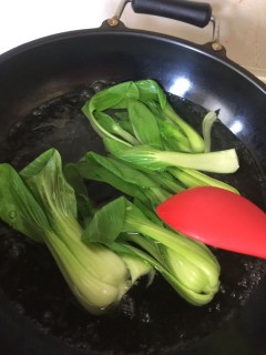  蚝油香菇青菜 第5步