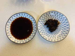  干锅茶树菇-米饭杀手 第2步