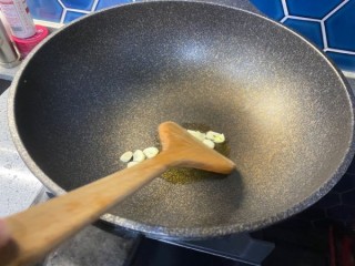 香菇油麦菜（低脂又健康的快手菜） 第4步