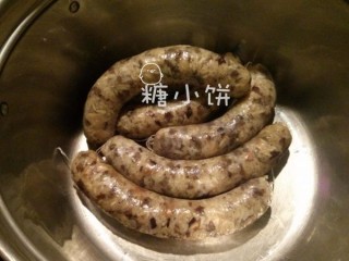  【香菇卤肉糯米肠】 第7步