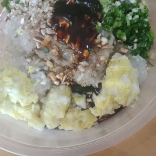  香菇虾仁饺子 第7步