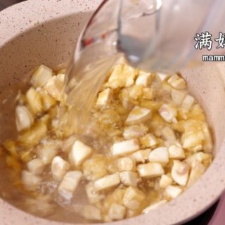  鸡茸奶油蘑菇汤 第6步