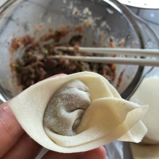  鲜虾香菇肉饺 第10步