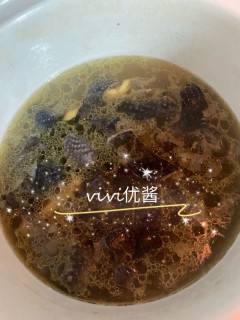  山药香菇乌骨鸡汤 第3步