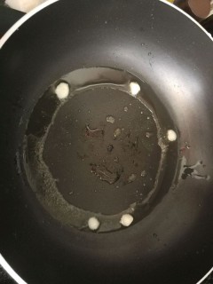  西红柿海鲜菇豆腐汤 第2步