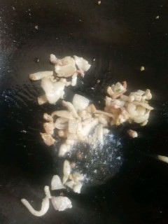  蘑菇炒肉 第7步