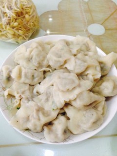  香菇猪肉水饺 第7步