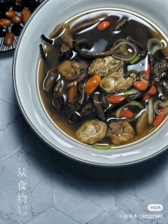  茶树菇牡蛎汤 第1步