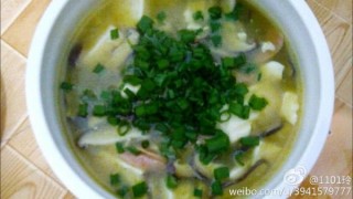  香菇豆腐汤 第1步