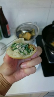  香菇荠菜肉春卷 第7步