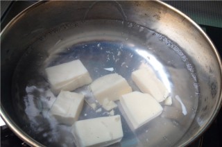  丝瓜菌菇豆腐汤 第5步