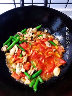  番茄蘑菇豆角煨面～三伏素食 第6步