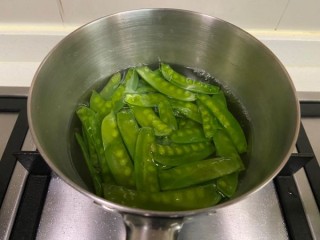  奶油蘑菇小牛肉 第8步