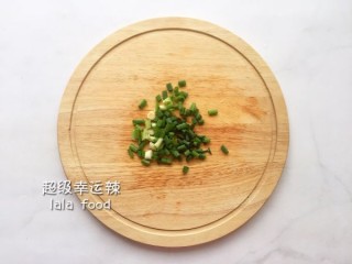  番茄金针菇豆腐汤 第3步