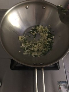  香菇腊肠糯米饭 第4步