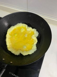  平菇炒鸡蛋 第3步