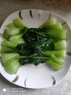  香菇扒油菜 第4步