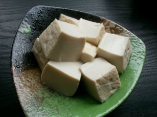  排骨蘑菇豆腐汤 第4步