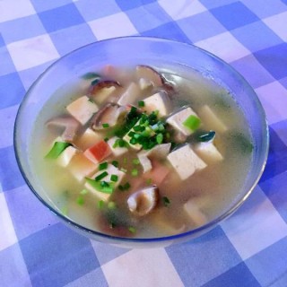  鲜香菇豆腐汤 第7步