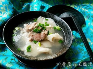  排骨蘑菇豆腐汤 第7步